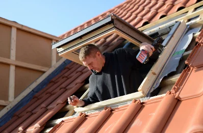 Pose de fenêtres de toit Velux à Cendrey